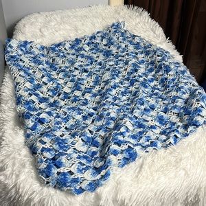 Unbranded White & Blue Ombre Crochet Decorative Throw